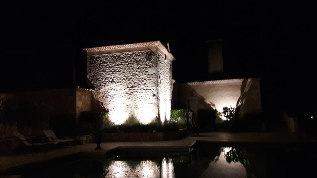 Domaine De La Rocque Bed and Breakfast Liorac-sur-Louyre Esterno foto