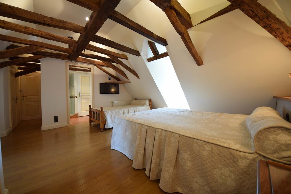 Domaine De La Rocque Bed and Breakfast Liorac-sur-Louyre Esterno foto