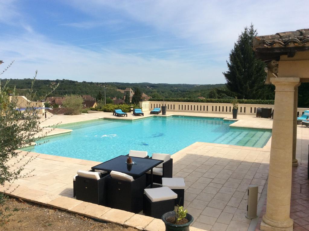 Domaine De La Rocque Bed and Breakfast Liorac-sur-Louyre Esterno foto