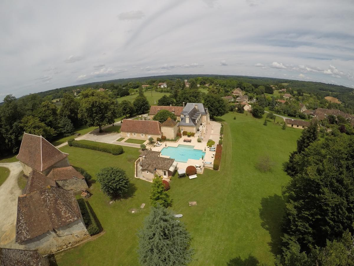 Domaine De La Rocque Bed and Breakfast Liorac-sur-Louyre Esterno foto