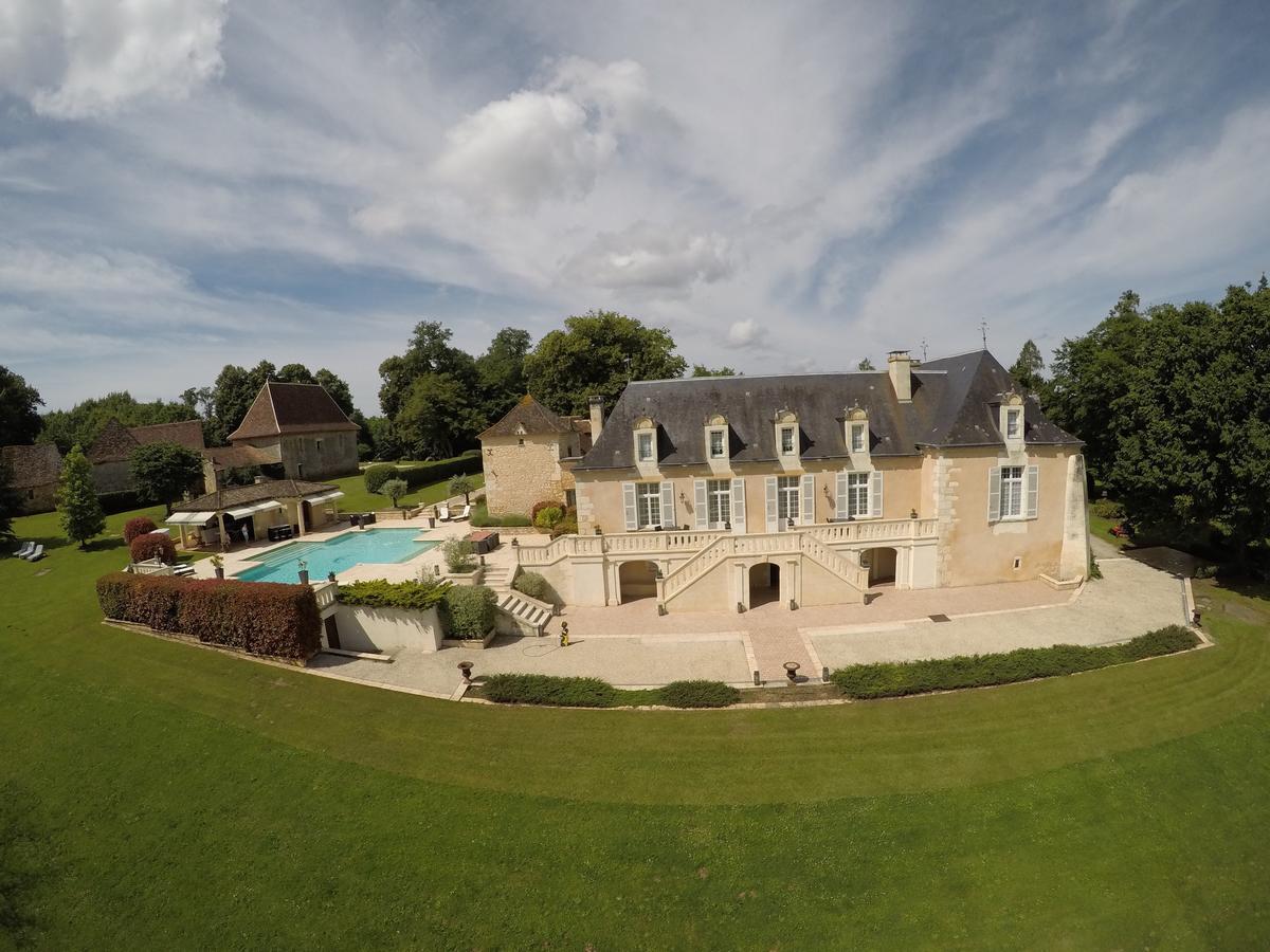 Domaine De La Rocque Bed and Breakfast Liorac-sur-Louyre Esterno foto